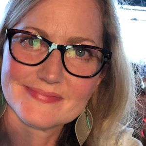 Meet your Posher, Kelley